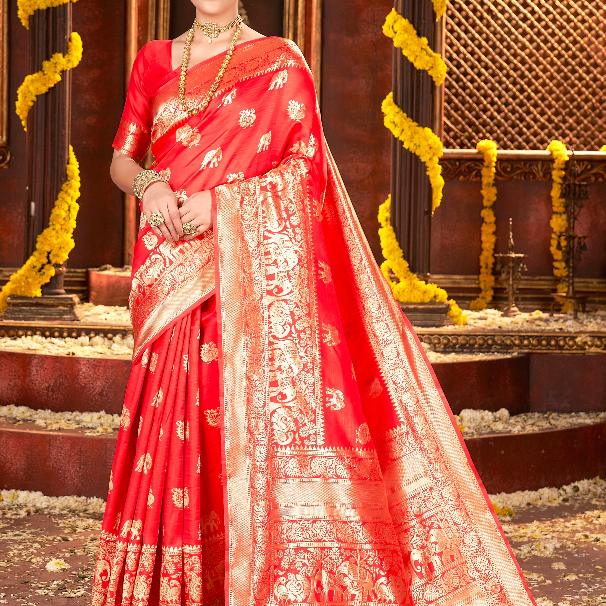 Red Kanjivarm Banarasi Saree For Marriage Special (Copy)